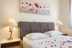 Гостиница Petra Thea Apartments 2  Каламата